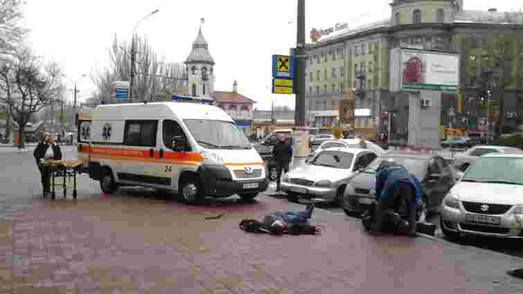У центрі Миколаєва сталася кривава стрілянина