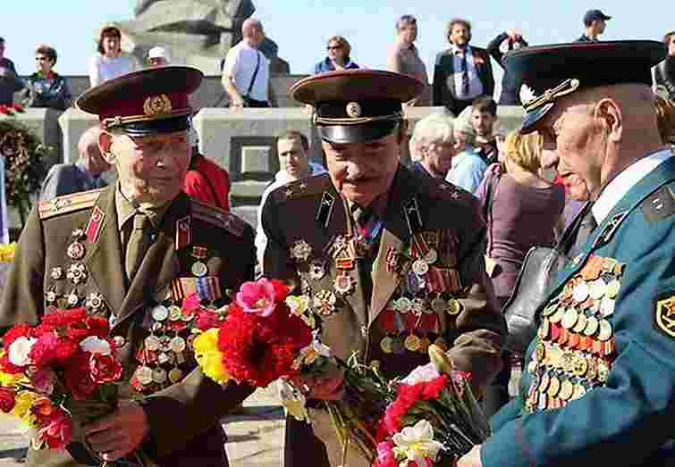 Кремль призначив пенсії для ветеранів війни у країнах Балтії