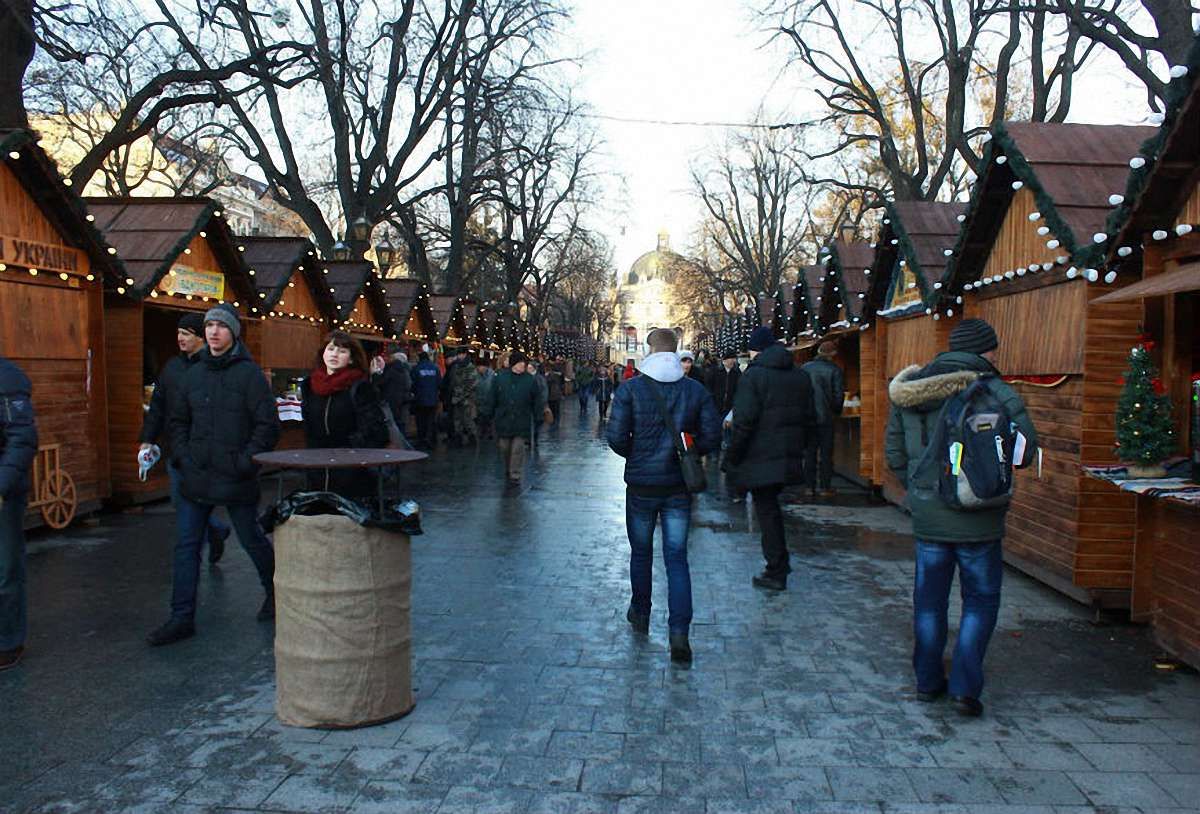 Свято наближається: у Львові запрацював Різдвяний ярмарок