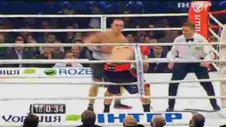 Олександр Усик нокаутом відстояв титул чемпіона WBO