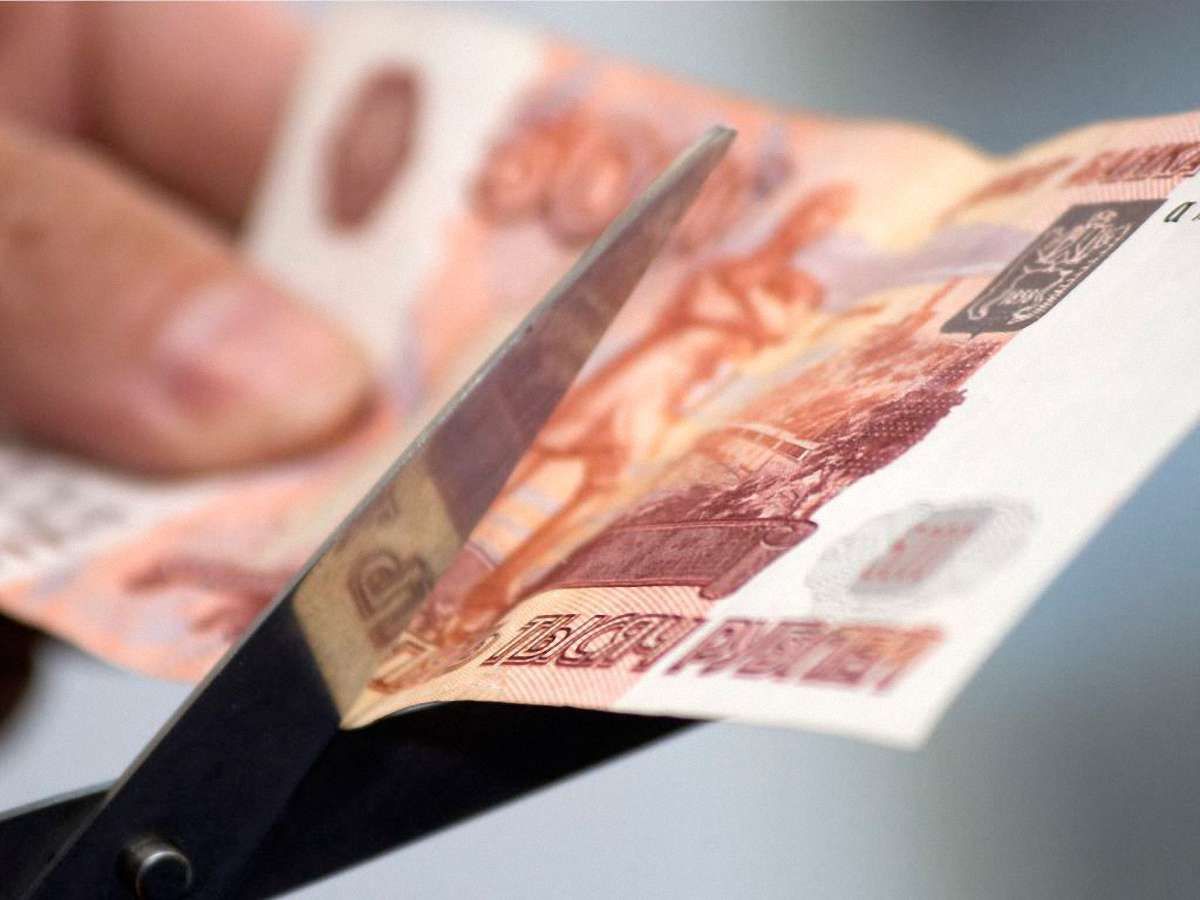 Російський рубль очолив світовий рейтинг падіння валют