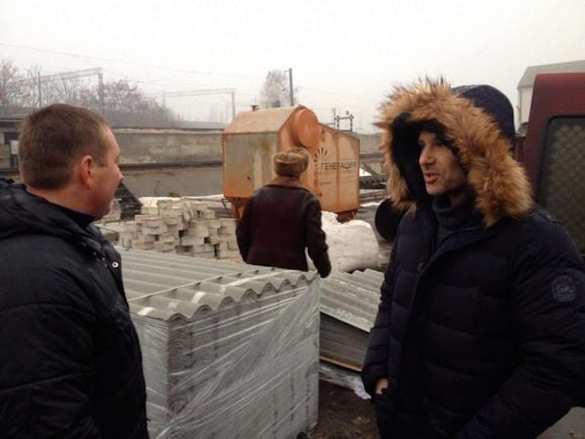 Святослав Вакарчук привіз до Дебальцевого гуманітарну допомогу