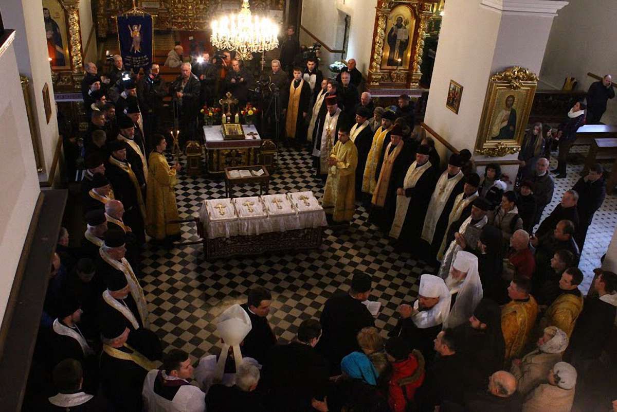 У Львові перепоховали останки першодрукаря Івана Федорова