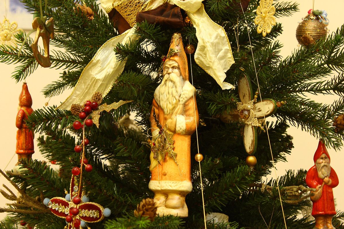 У «Art-e-fakt galereЯ» відкрили ляльково-живописну «Новорічну Феєрію»