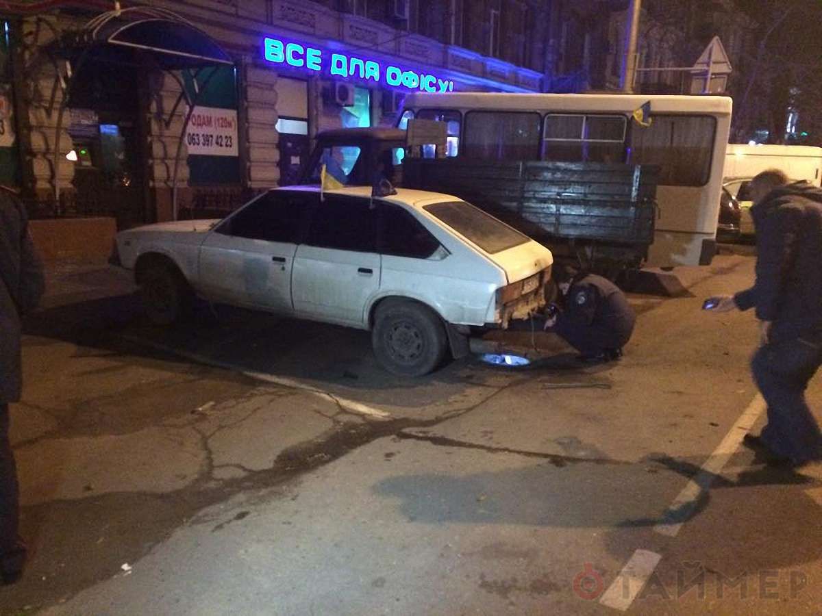 В Одесі підірвали автомобіль активіста Євромайдану