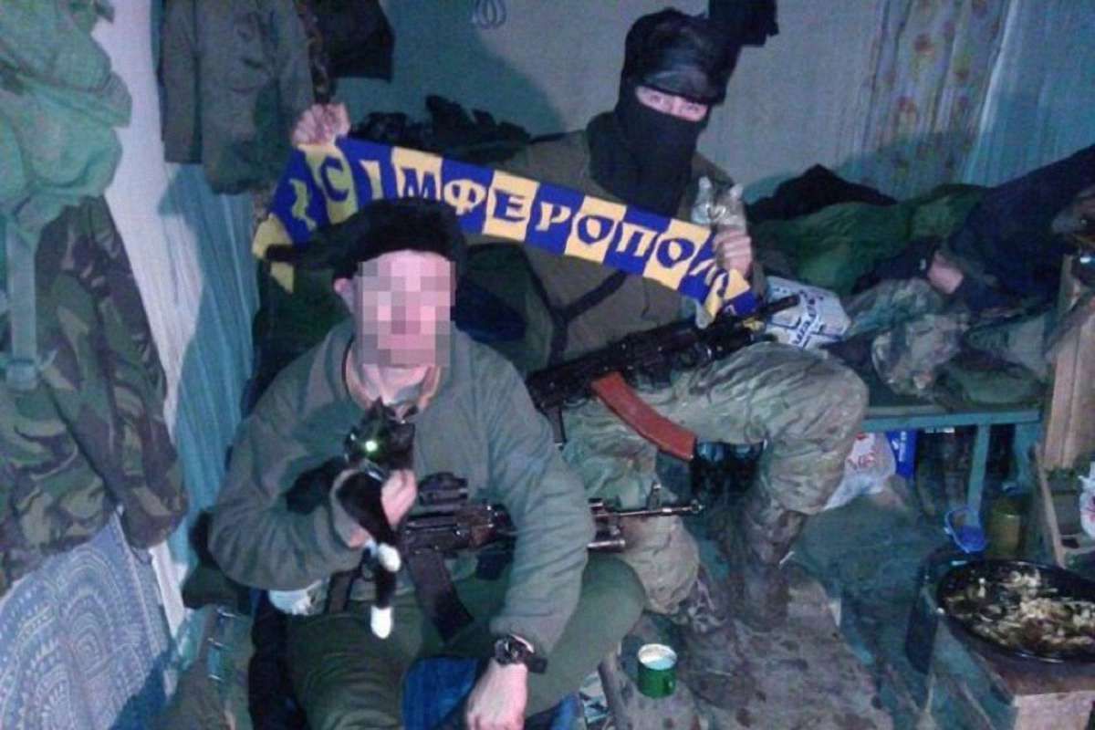 Кримські ультрас передали патріотичний привіт із зони АТО