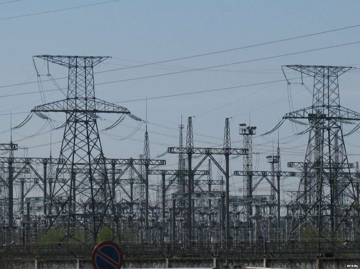 Україна повністю припинила енергопостачання Криму 