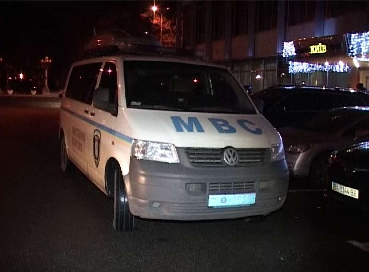 У центрі Києва невідомий намагався підірвати гранатою депутатів і віце-спікера