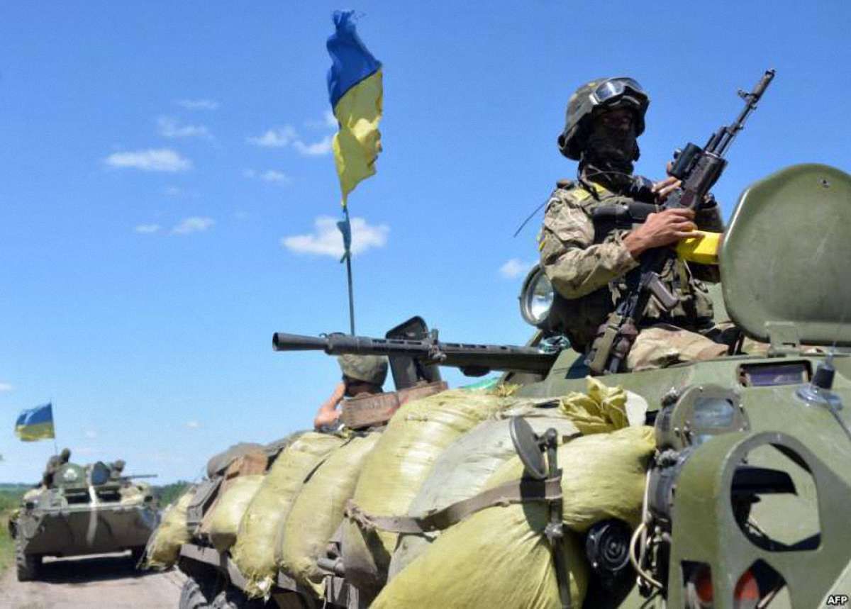 Офіцери розвідки РФ вільно пересуваються по позиціях українських бійців