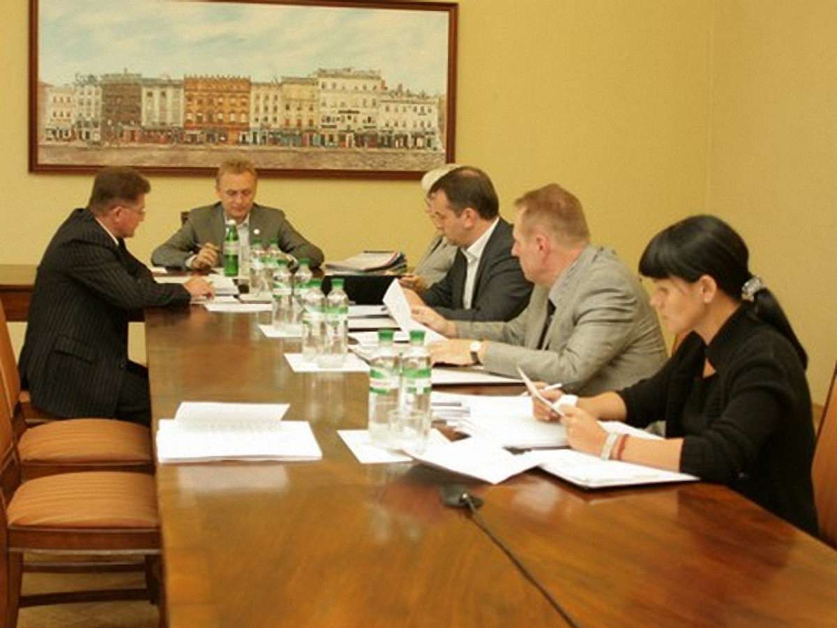 У львівській мерії відмовляться від паперових документів