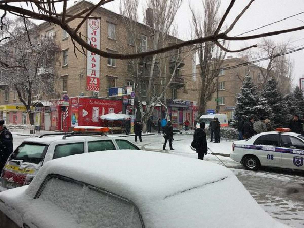 У центрі Херсона пролунали два вибухи, загинув підривник