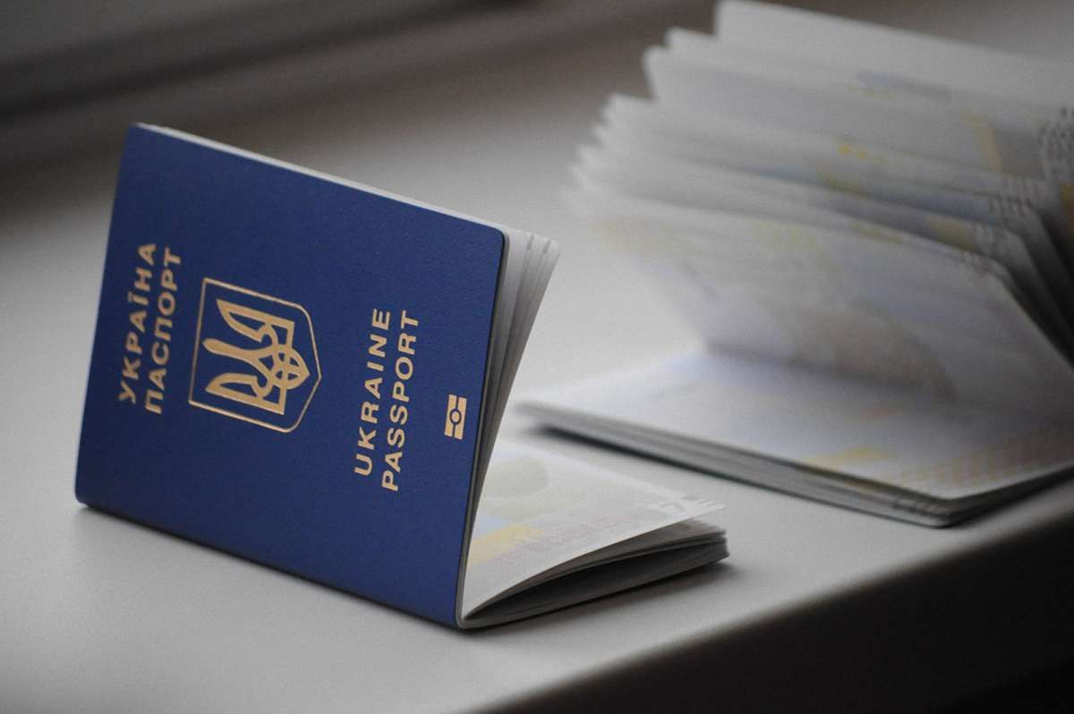 Галичани переконані, що подвійне громадянство призведе до розколу країни, - опитування