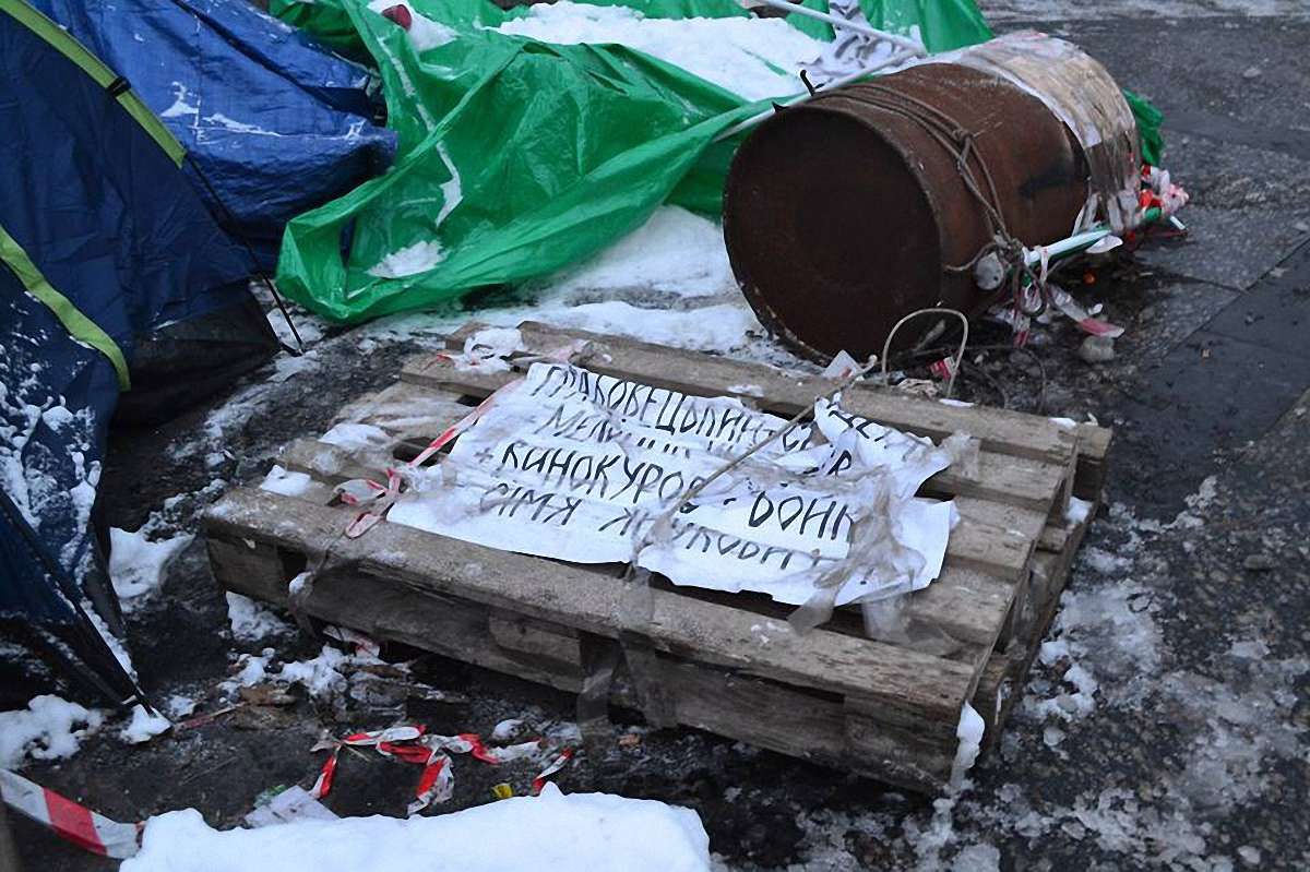 Активісти, яким потрощили намети в центрі Львова, відновлять протестну акцію у понеділок