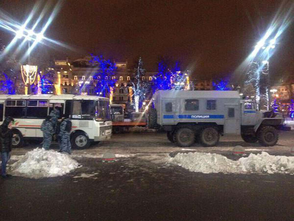 До Манежної площі в Москві стягують додаткові сили правоохоронців