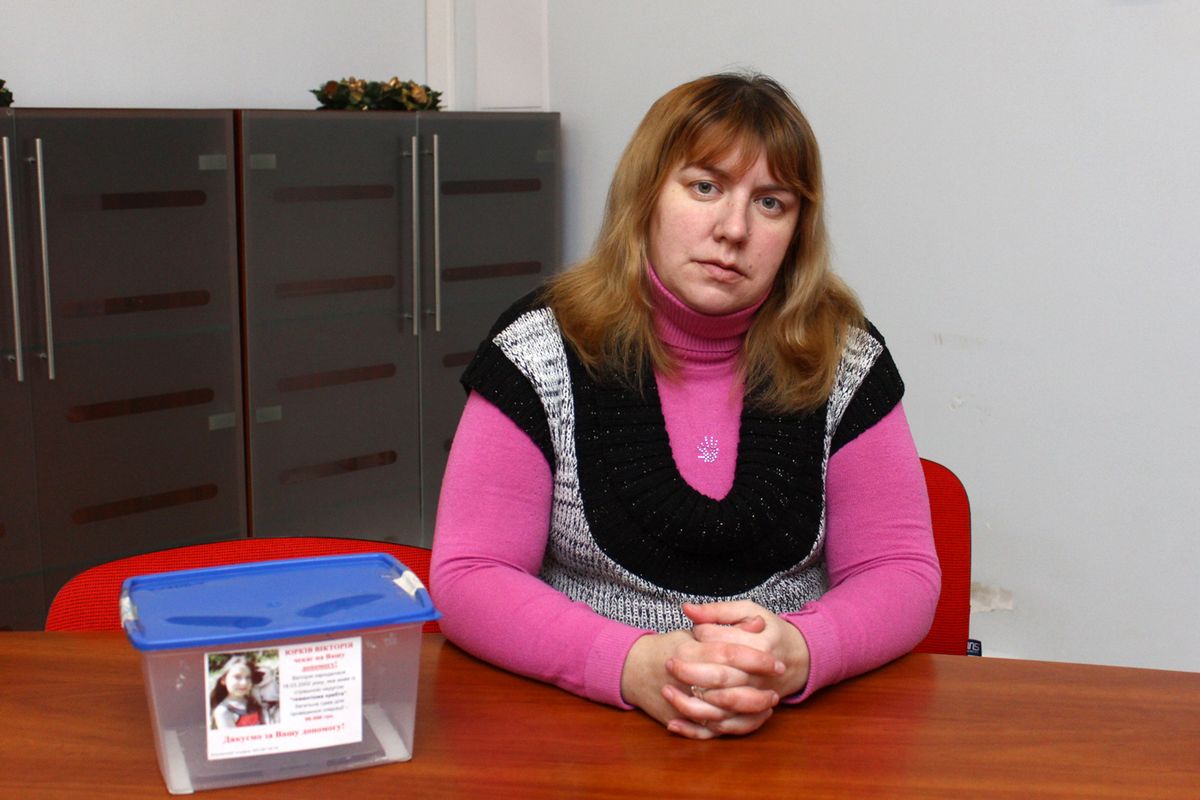  «Волонтер заробляв собі на життя»