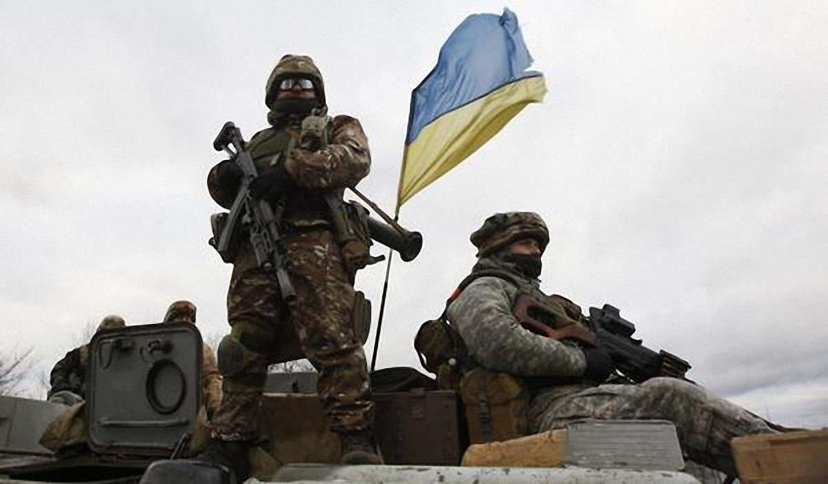 За ніч терористи 8 разів обстріляли позиції українських бійців, - прес-центр АТО