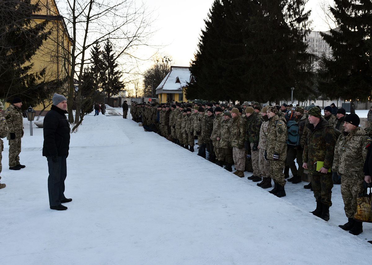 400 львівських десантників вирушили на ротацію у зону АТО