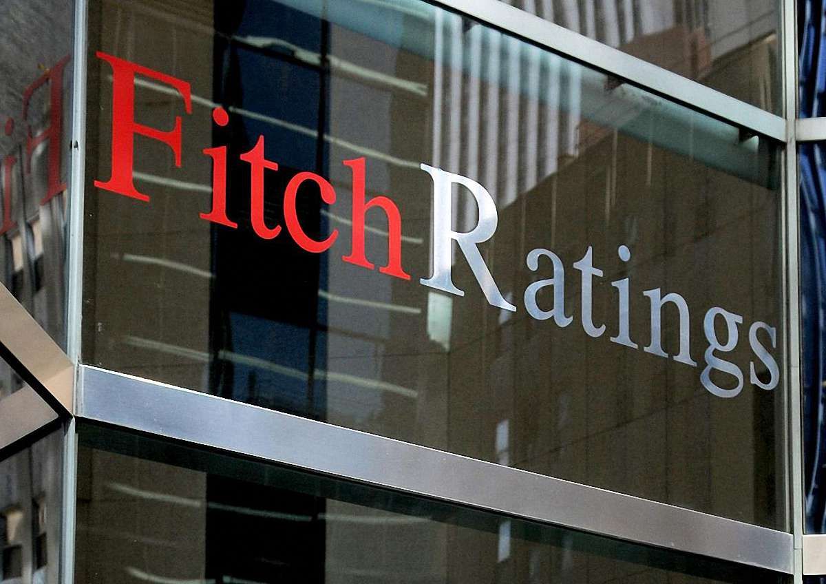 Fitch знизило кредитний рейтинг Росії з подальшим негативним прогнозом