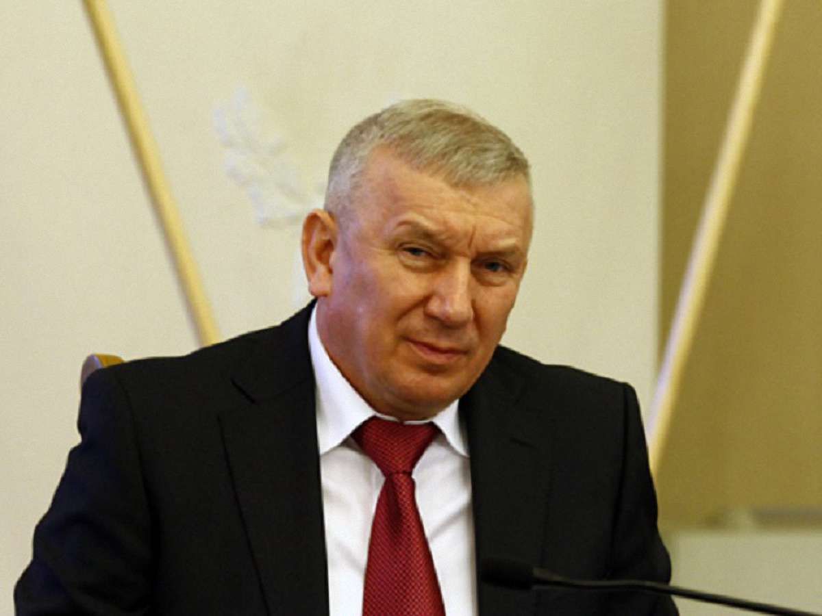 Пісний не дослухав