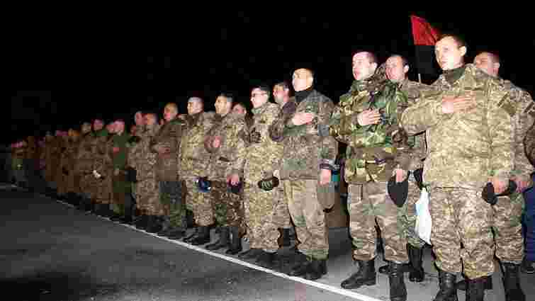 Із зони АТО на ротацію повернулися понад 400 львівських десантників