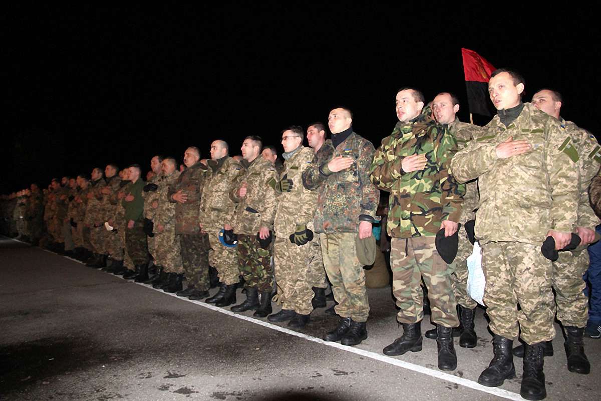 Із зони АТО на ротацію повернулися понад 400 львівських десантників