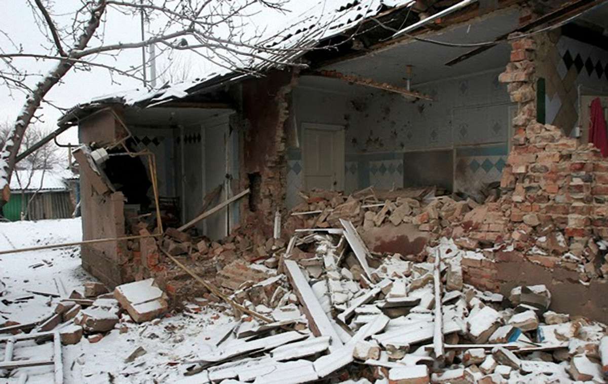 На Луганщині троє військовослужбовців підірвалися на мінній розтяжці