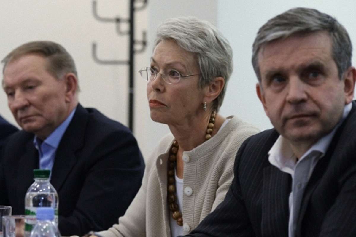 Тристороння група закликала підписантів мінських угод терміново провести зустріч