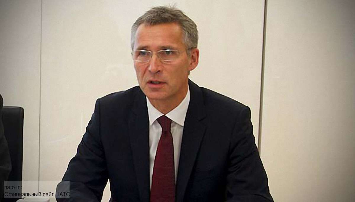 НАТО: Російські війська підтримують наступальні операції сепаратистів на сході України