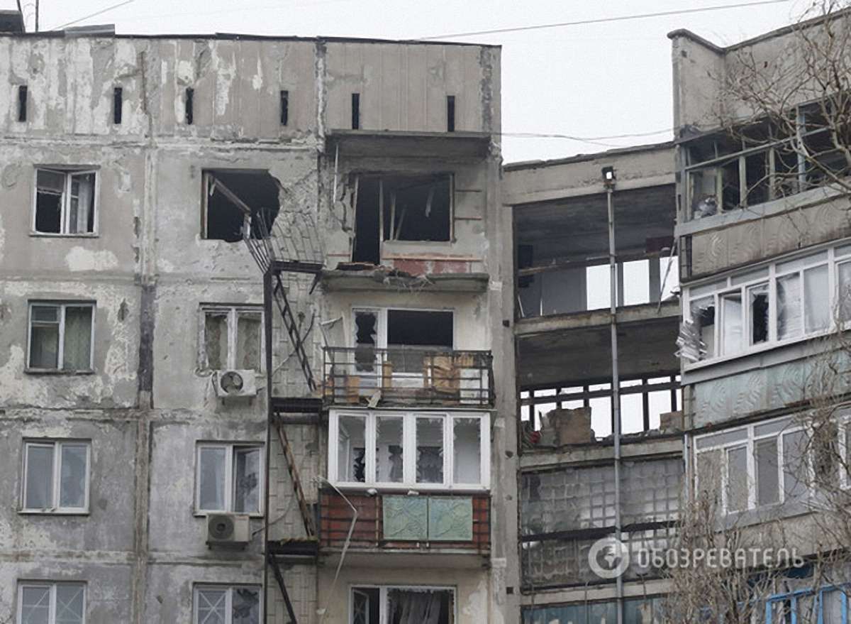 Для того, щоб засклити вікна в постраждалих будинках Маріуполя потрібно ₴11 млн
