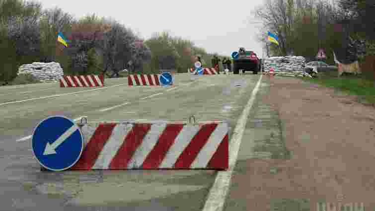 На Донеччині біля українського блокпоста підірвався смертник 
