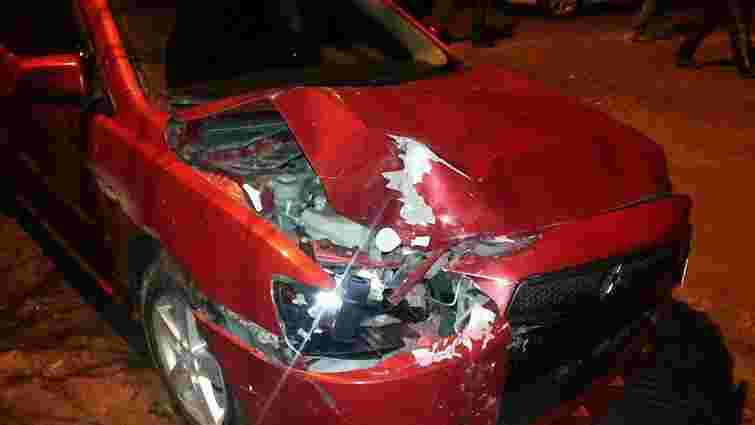 У Львові дівчина розбила два автомобілі на машині свого бойфренда