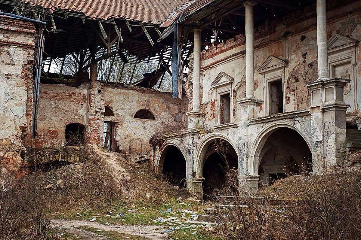 Дорога, що веде до замку