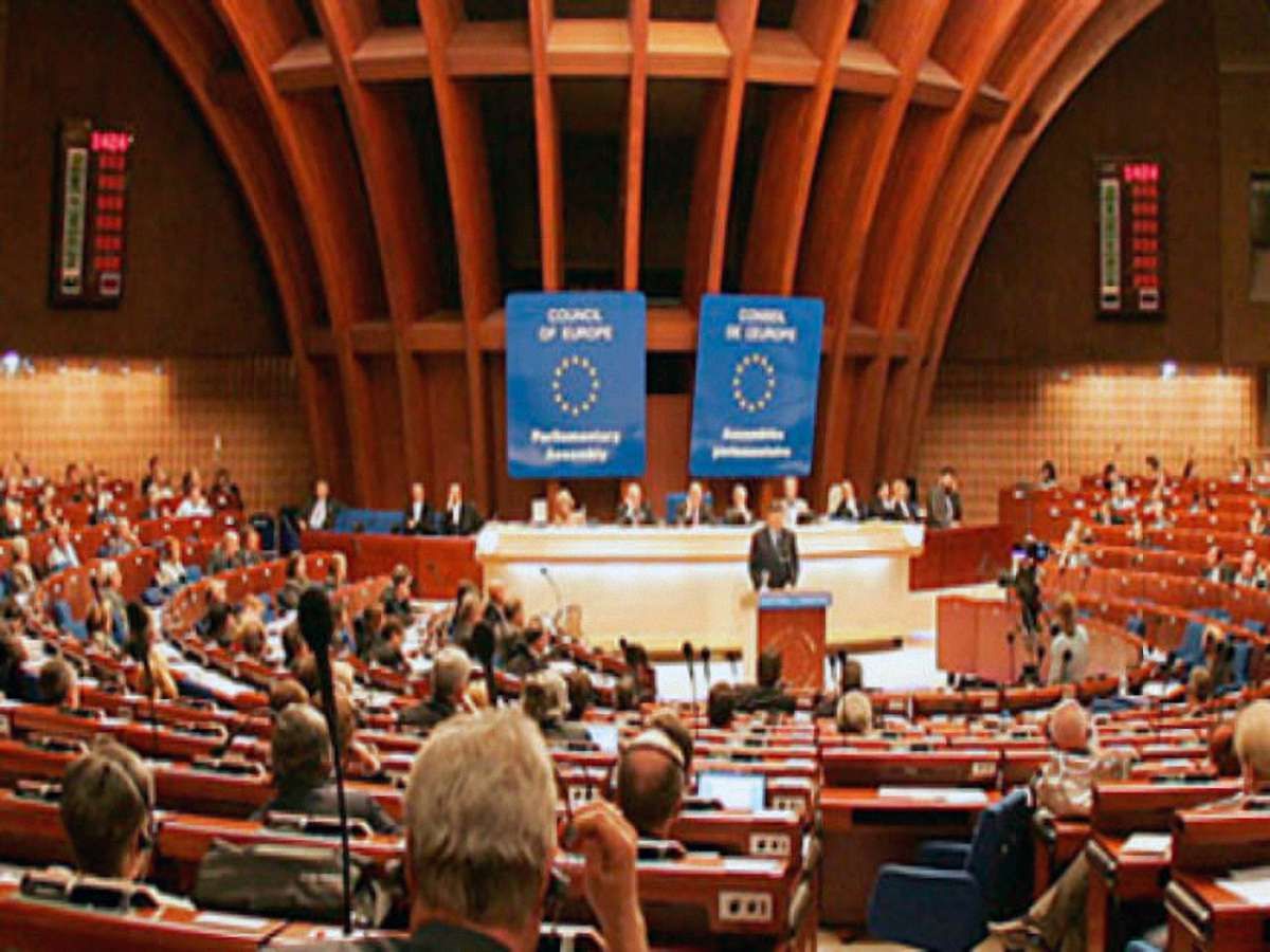 Моніторинговий комітет ПАРЄ погодився зняти з РФ більшість санкцій