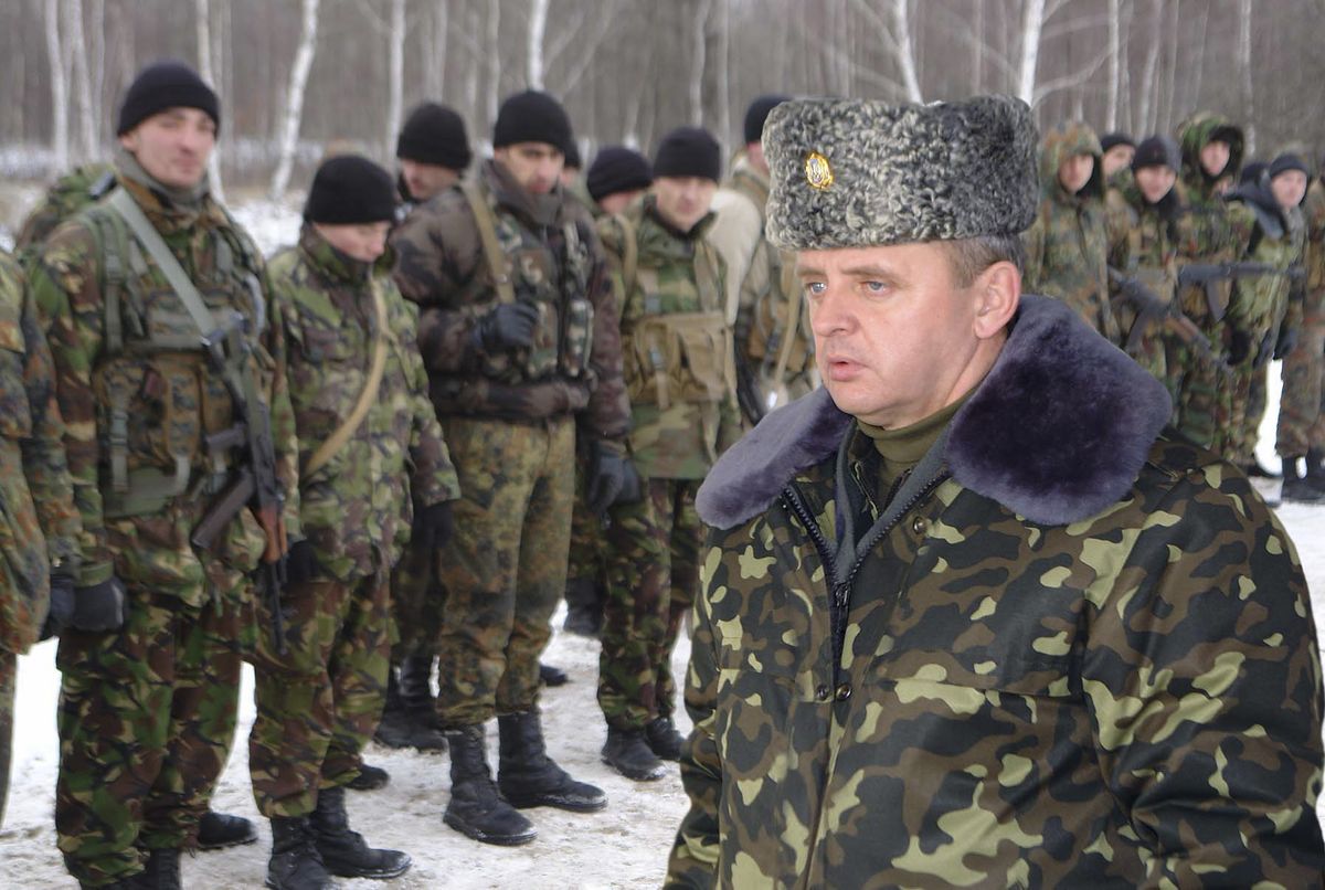 У Генштабі не бачать потреби у заміні генерала Муженка
