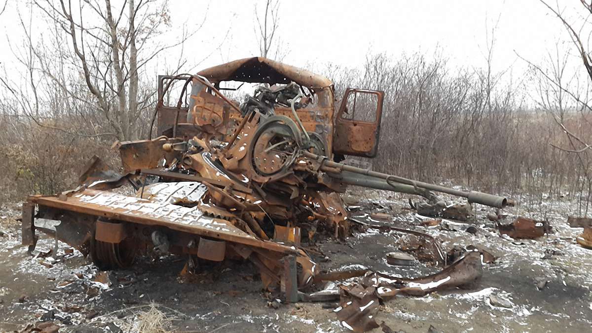 За минулу добу російські війська втратили 129 людей вбитими і 331 - пораненими
