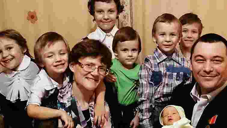 Росіяни вимагають звільнити багатодітну матір, яку звинуватили у зраді на користь України