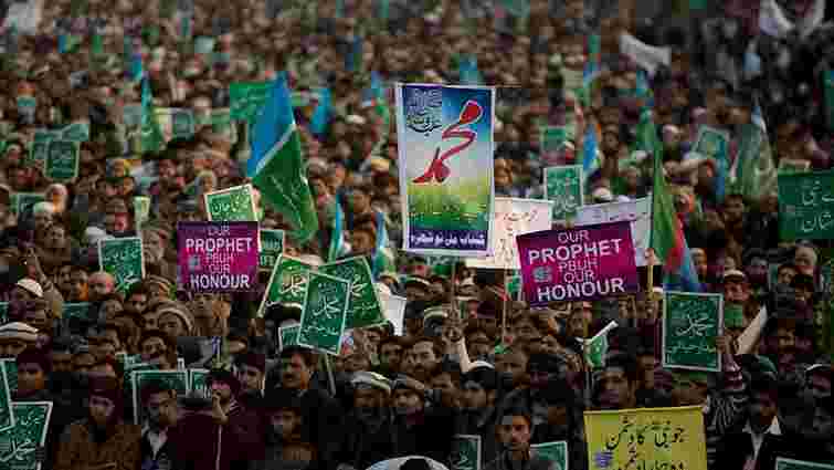 Пакистанський політик оголосив нагороду за вбивство власника Charlie Hebdo