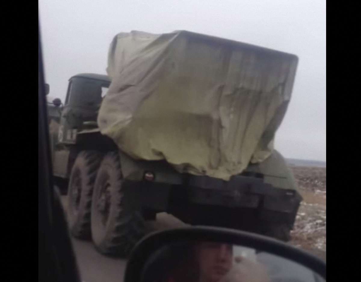 ОБСЄ зафіксувала біля Макіївки 21 вантажівку з боєприпасами для «Градів»