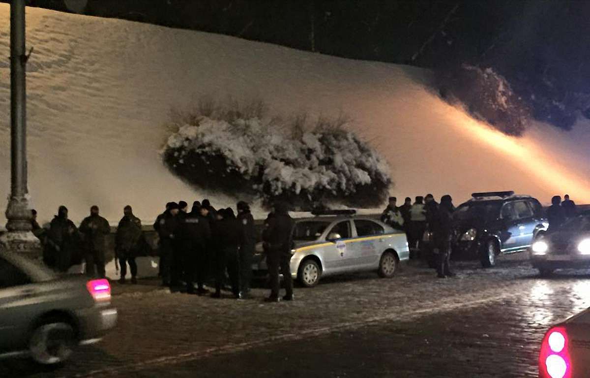 В Києві міліція врятувала від активістів зловмисника, який побив чоловіка