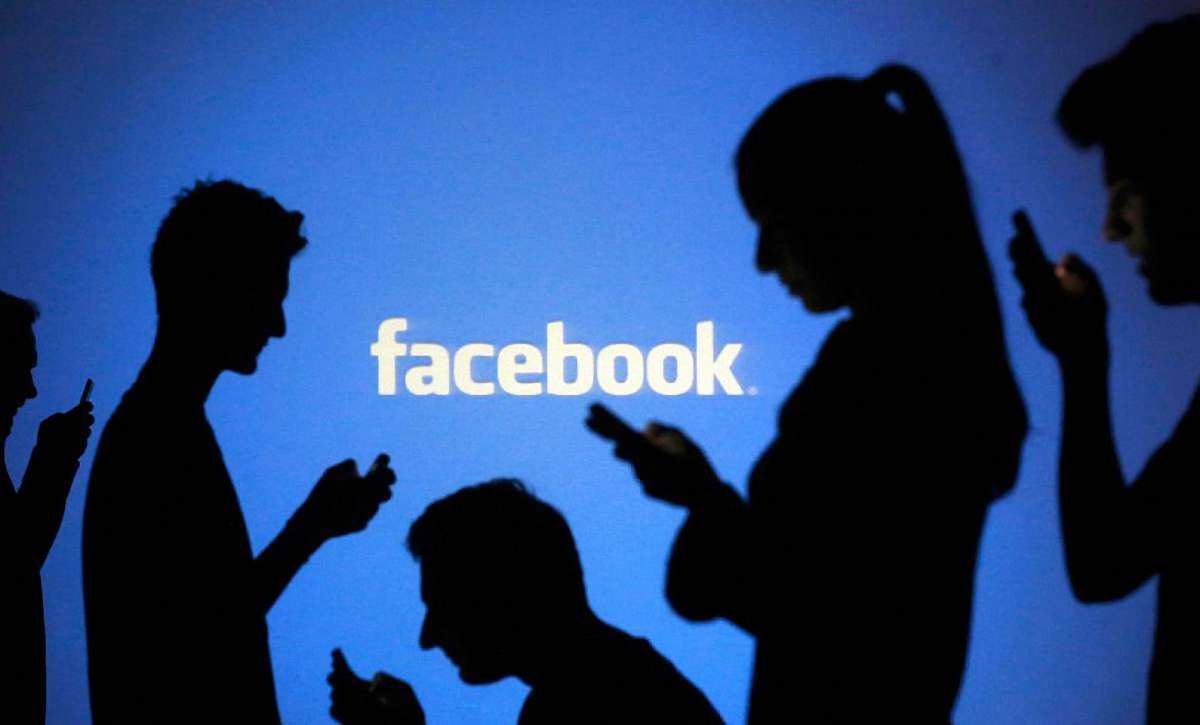 Facebook дозволить користувачам розпоряджатися обліковими записами посмертно