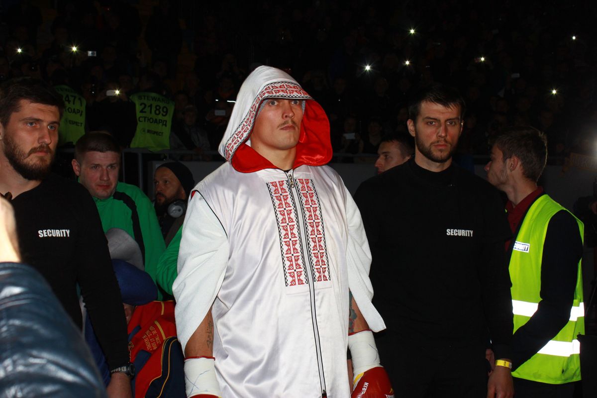 Олександр Усик вперше увійшов до трійки кращих у ретийнгу WBO