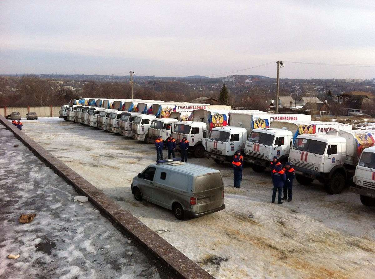 Новий «гумконвой» Путіна повезе на Донбас 80 тонн підручників