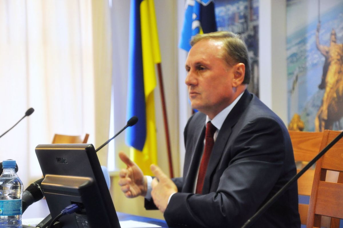 Єфремову інкримінують посягання на територіальну цілісність і суверенітет України