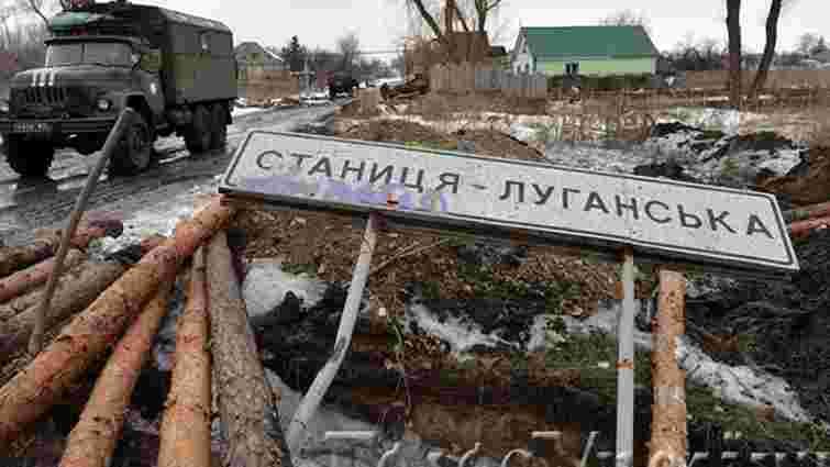 У Станиці Луганській бойовики знищили все, крім адміністрації та пам'ятника Леніну