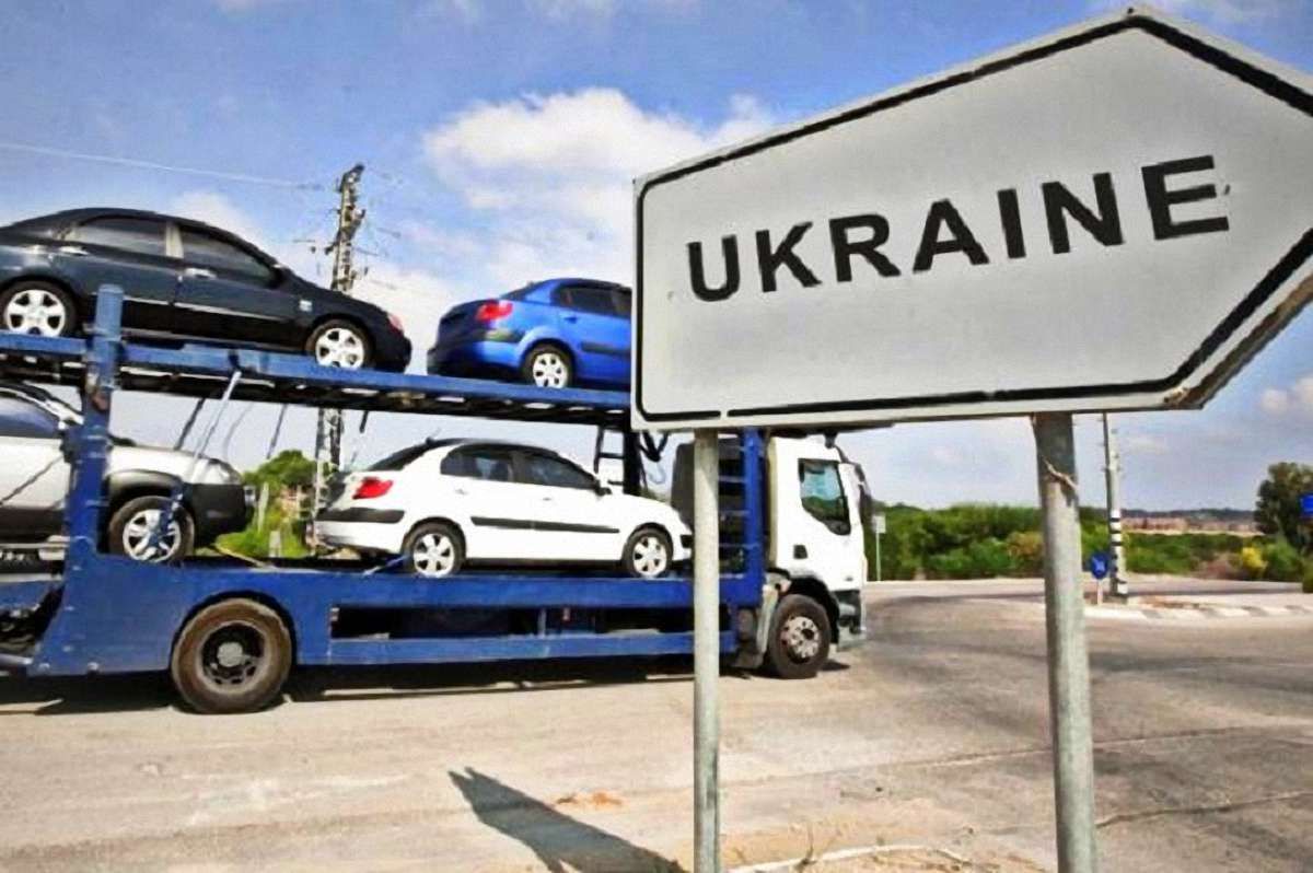 Імпортери сплачуватимуть додатковий збір у розмірі 5 або 10% 