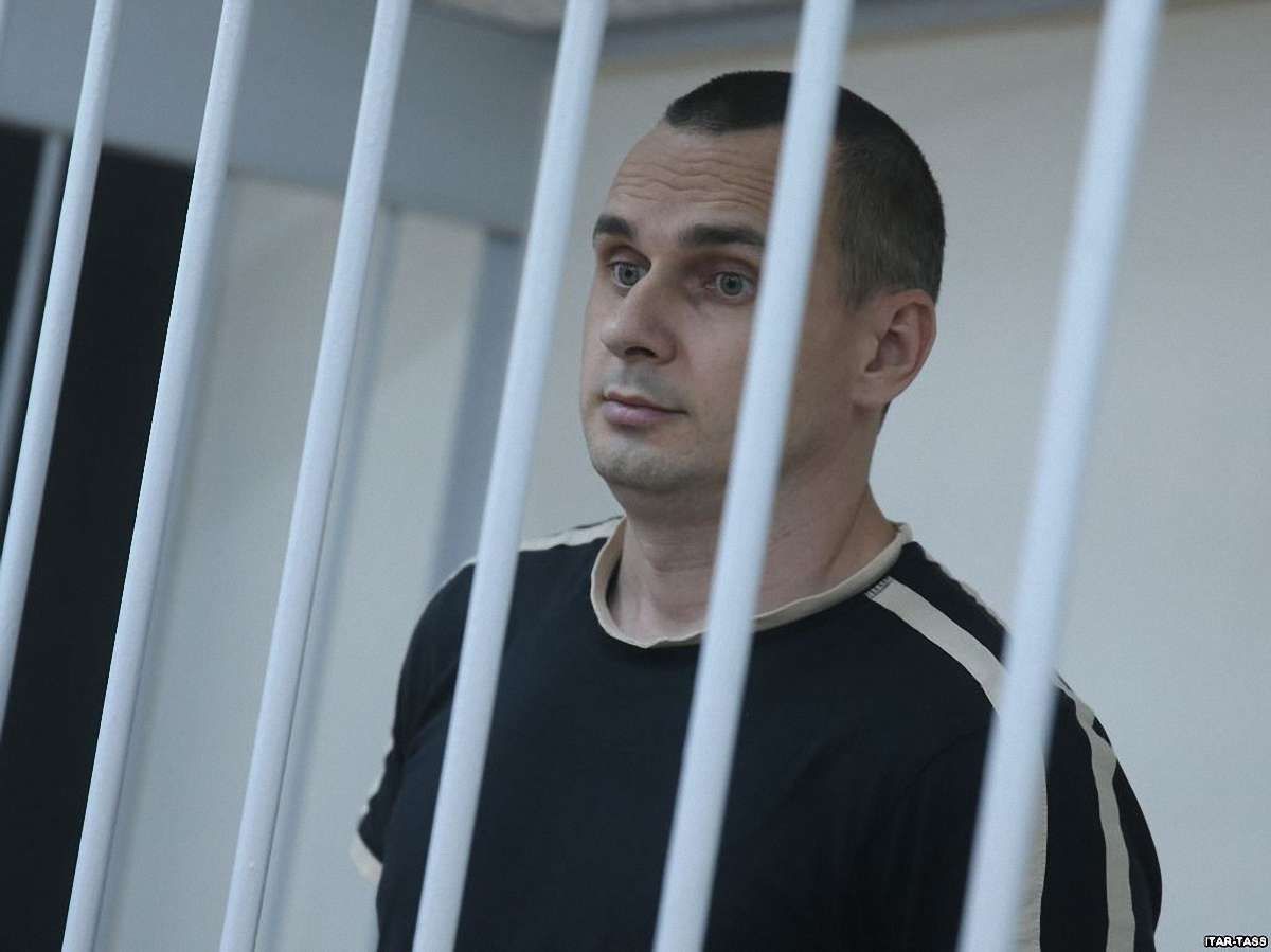 Олег Сенцов має намір оголосити голодування