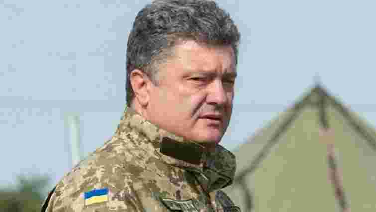 Українські військові дали по зубах тим, хто намагався їх оточити, – Порошенко 