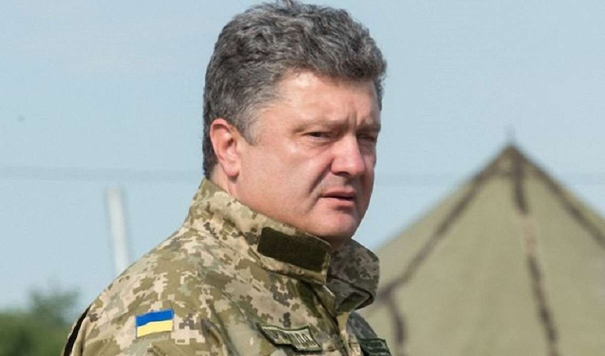 Українські військові дали по зубах тим, хто намагався їх оточити, – Порошенко 