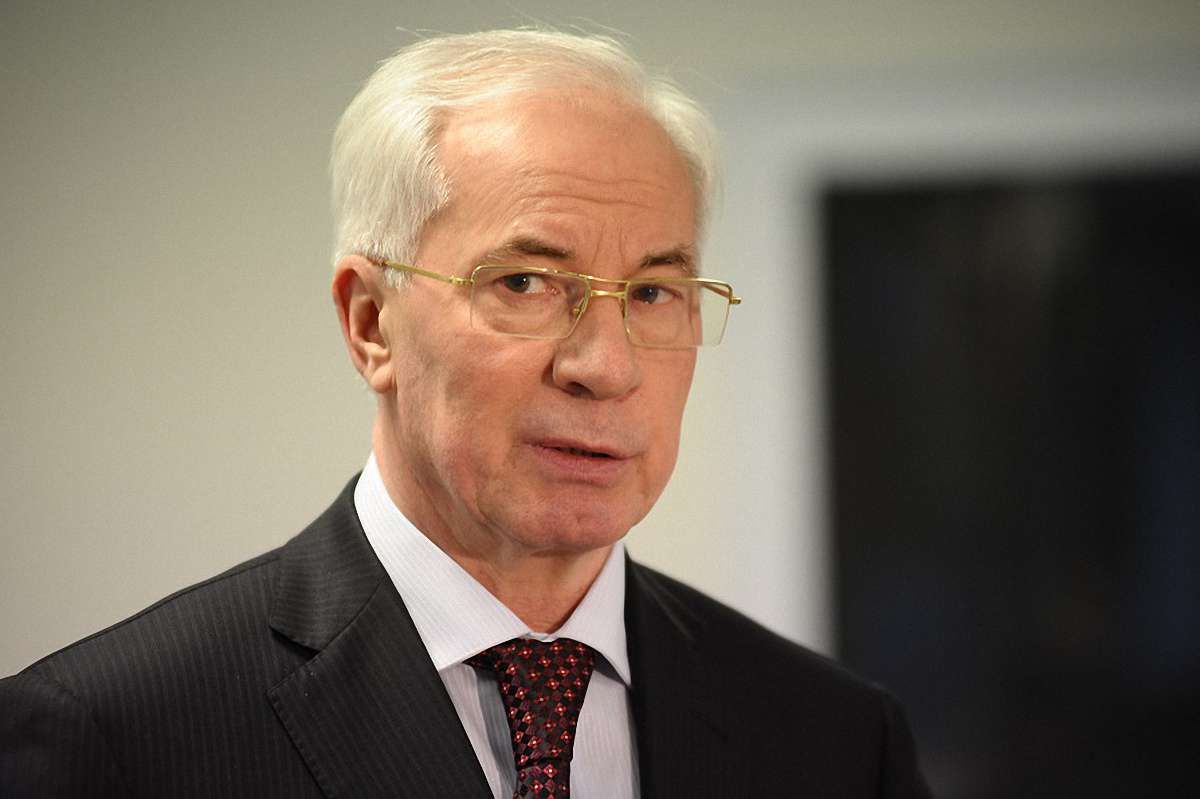 Військова прокуратура оголосила про підозру Азарову