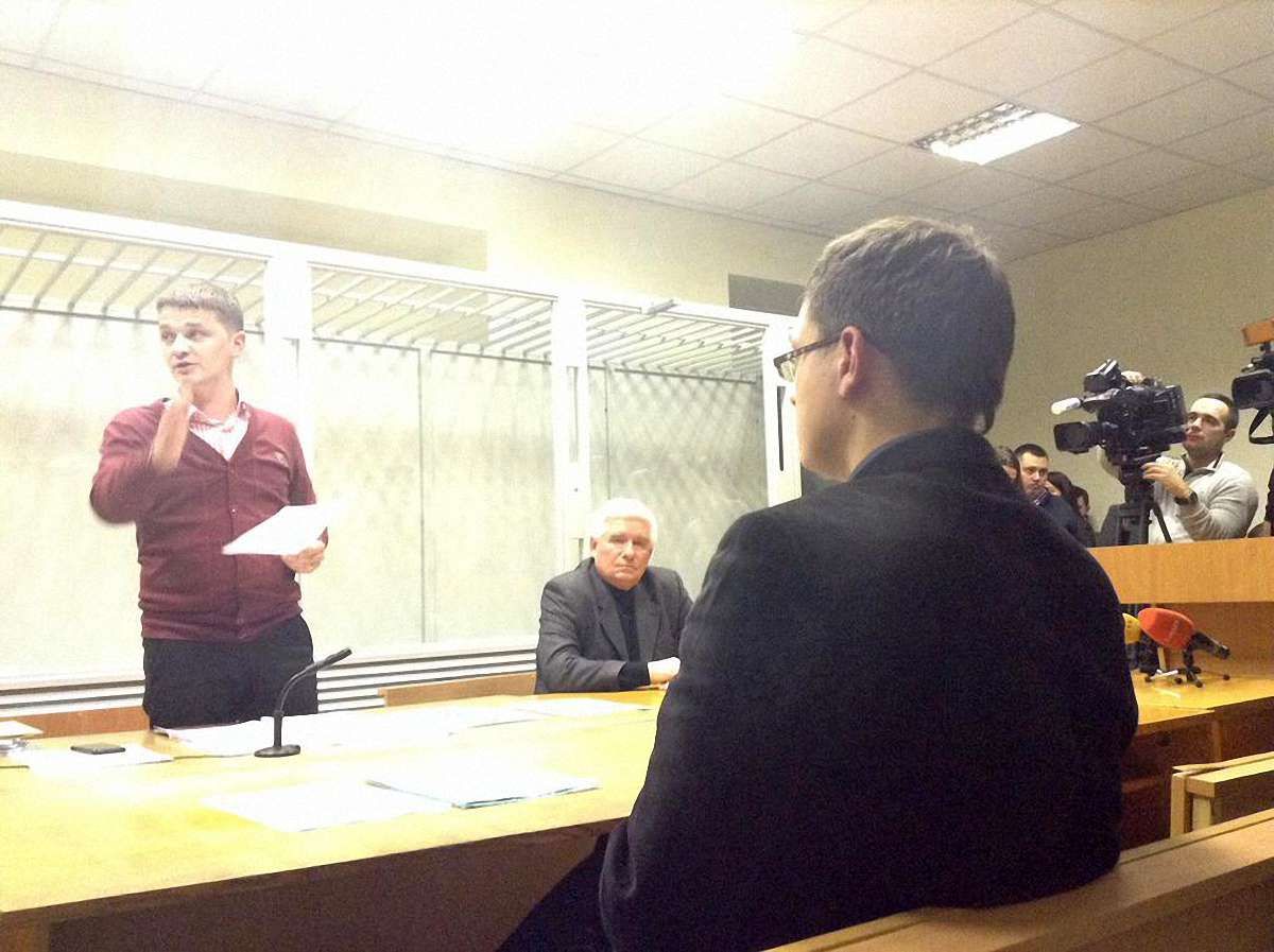 Розгляд справи про арешт Чечетова перенесли, а судді оголосили відвід